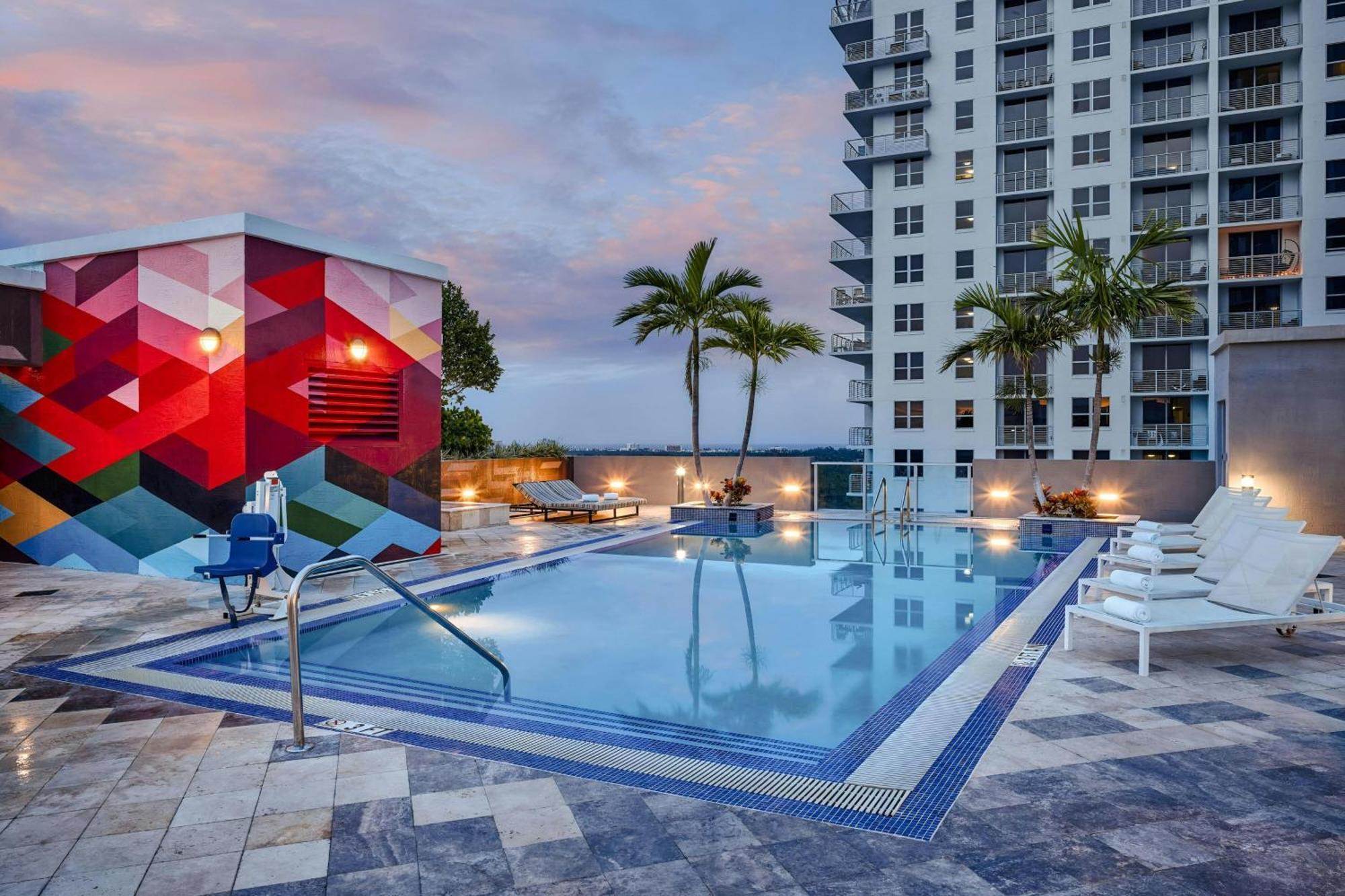 The Circ Hotel Hollywood, Sonder By Marriott Bonvoy 外观 照片