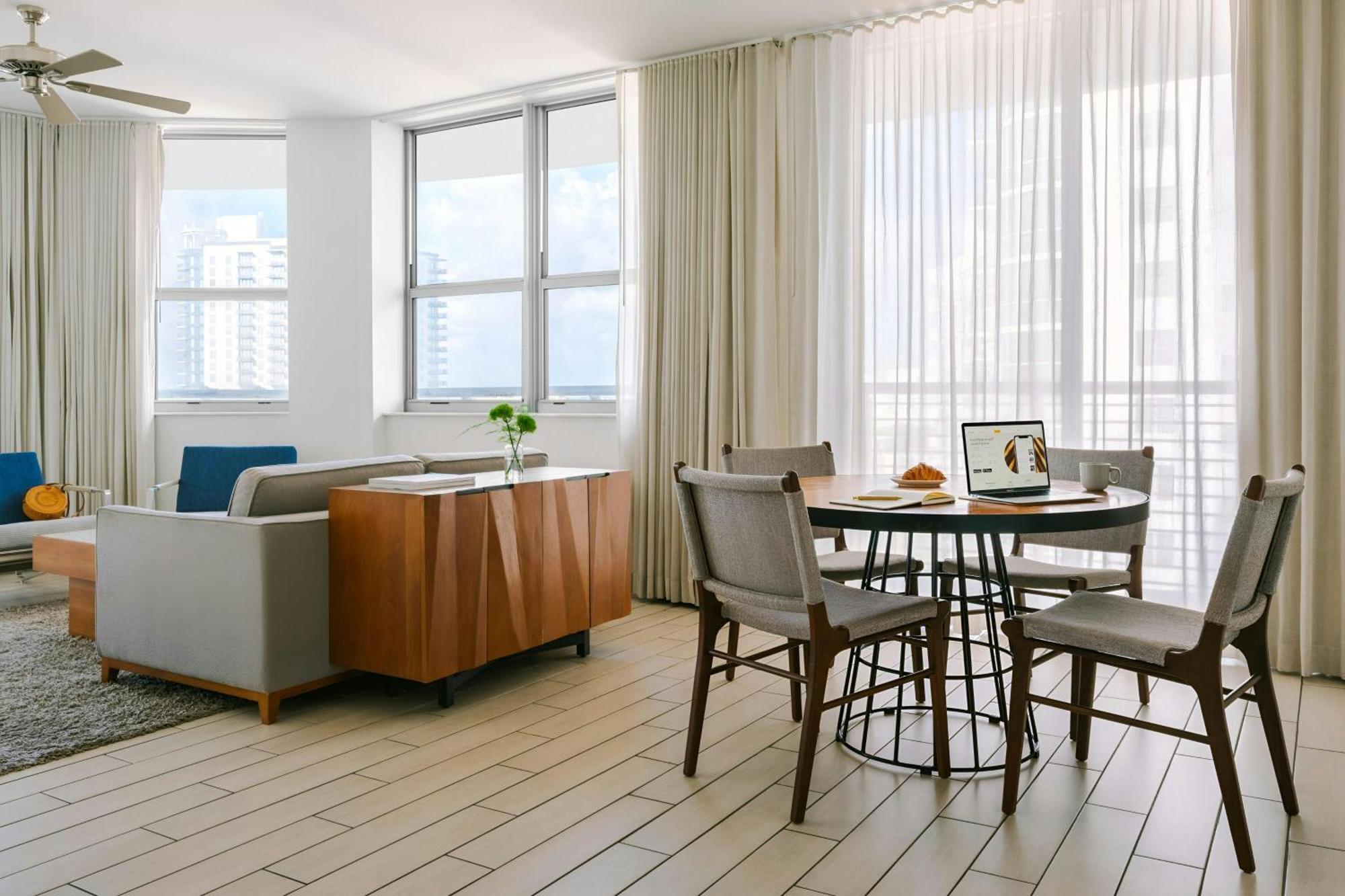 The Circ Hotel Hollywood, Sonder By Marriott Bonvoy 外观 照片